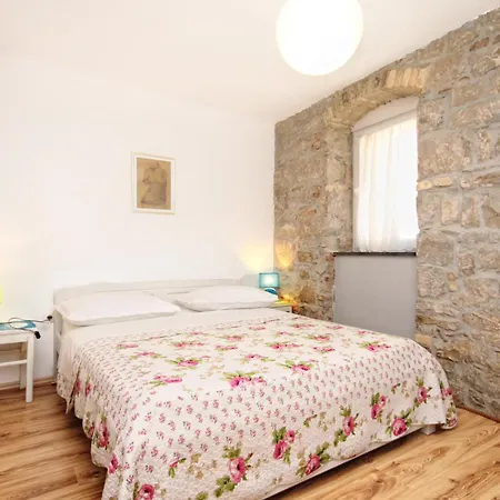 With Wifi - 9252 3* Σπλιτ