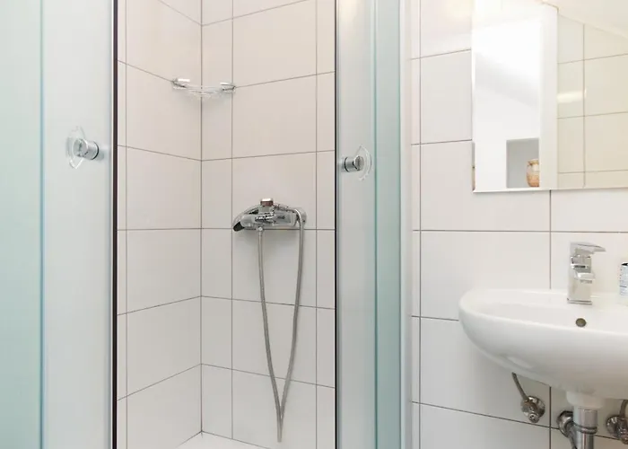 招待所 With Wifi - 9252 3*