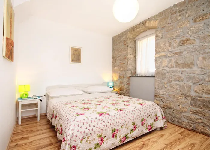 With Wifi - 9252 3* 斯普利特